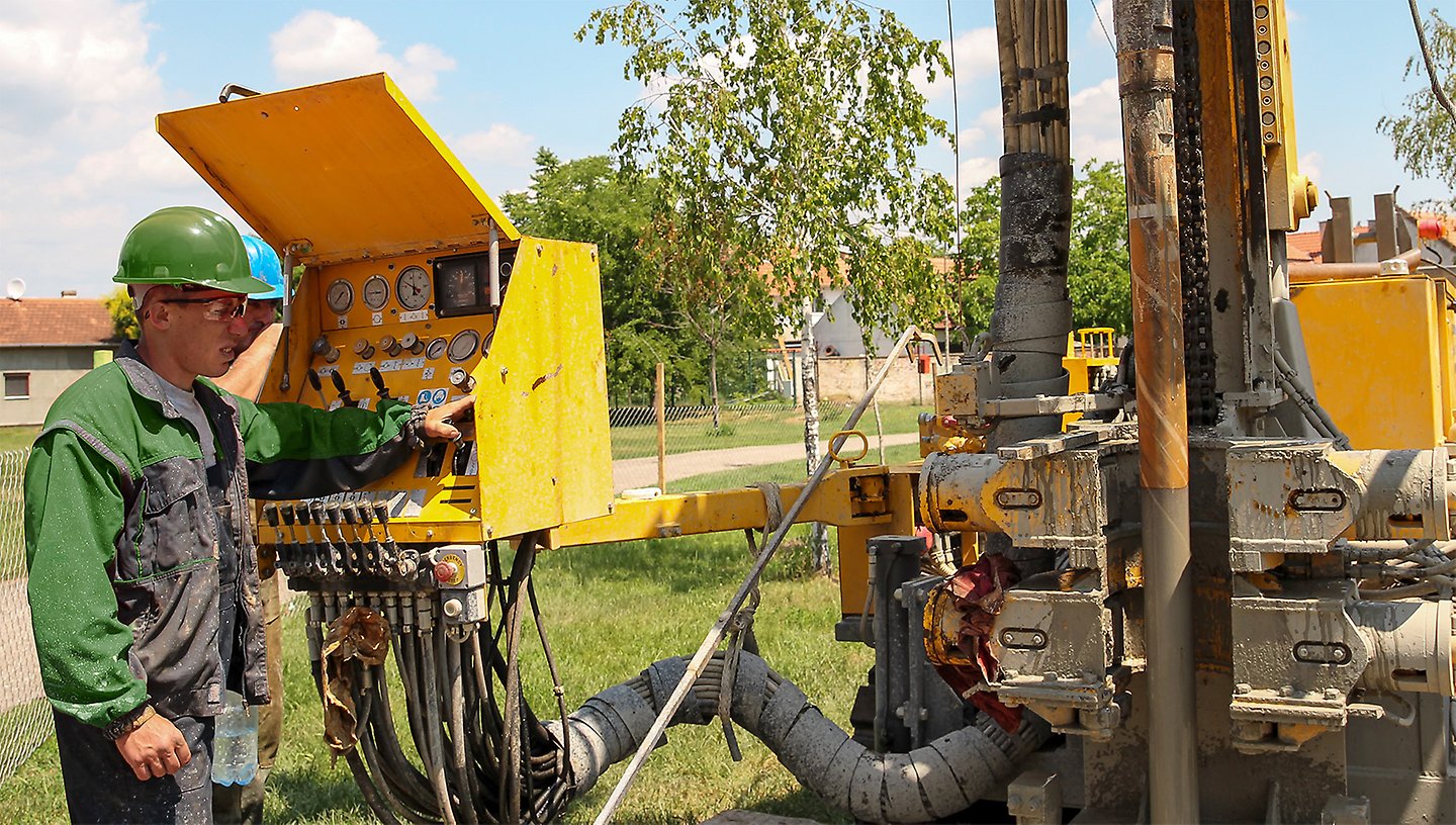 Installing Geothermal Heating and Cooling for Residential New Construction
